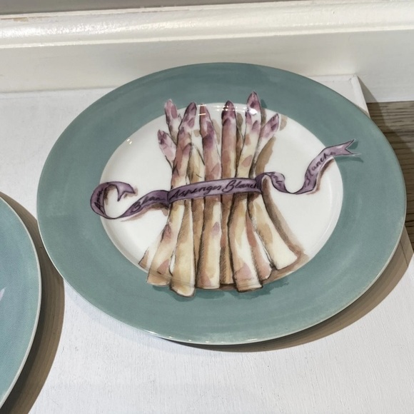 Williams Sonoma Asparagus Bunches 8.25” Two (2) Set Salad Dessert Plates, Japan - Picture 9 of 11